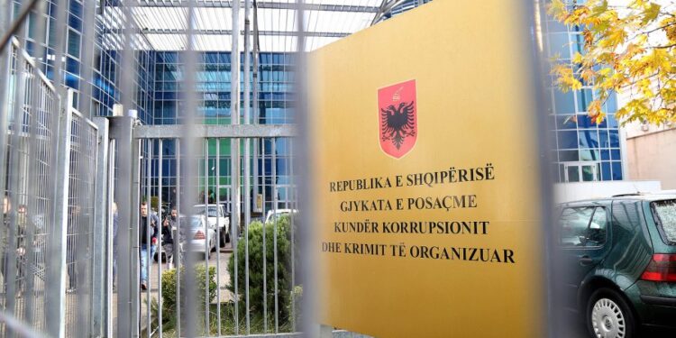 Arrestohet kryebashkiaku i Tropojës