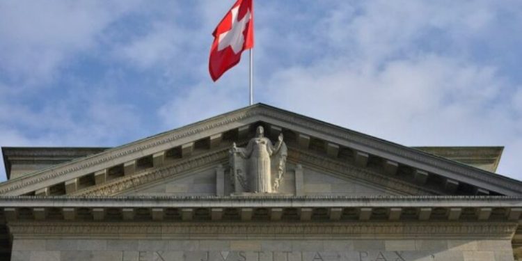 Vodhi pakot e postës ku punonte, Zvicra dëbon shqiptarin