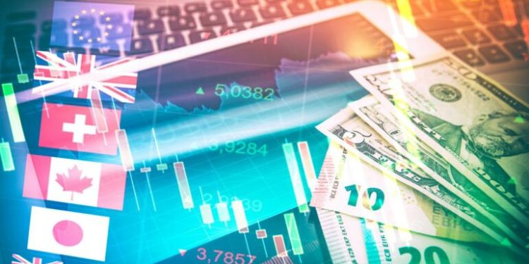 Këmbimi valutor/ Me sa lekë këmbehen valutat kryesore sot