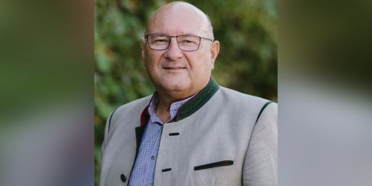 Austri/ Qëllohet për vdekje një kryebashkiak, forcat speciale dhe helikopterë në kërkim të autorit