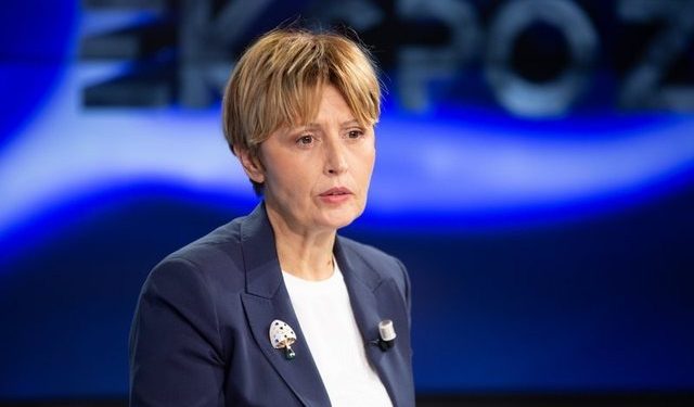 Shkenca në zemër të qeverisë, apo qeveria në krye të shkencës?