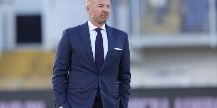 Igli Tare “shpërthen” ndaj Silvinjos: Nuk di më se çfarë bën