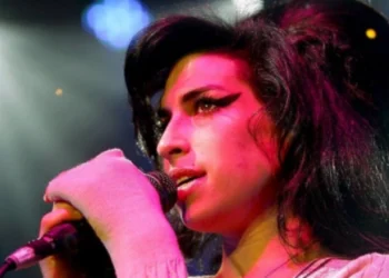 Miku i Amy Winehouse zbuloi detajet e telefonatës së saj të fundit: Unë thashë se do të vija ta shoh