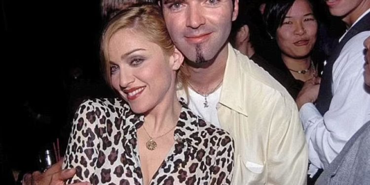 Ndërron jetë vëllai i artistes së njohur Madonna, shkaku…