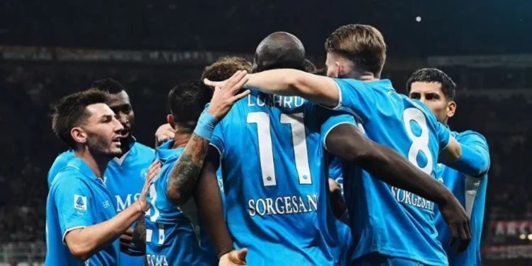 VIDEO/ Conte i jep “leksion” Milanit, Napoli merr fitoren e radhës në San Siro dhe marshon i vetëm në krye