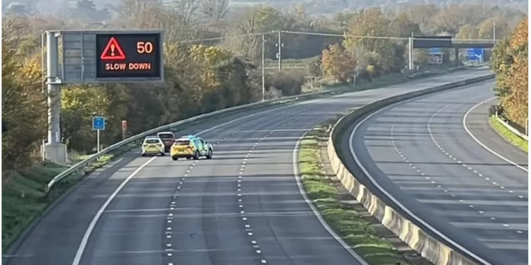 TRAGJIKE në Britani / E mitura me autizëm vdes në autostradë