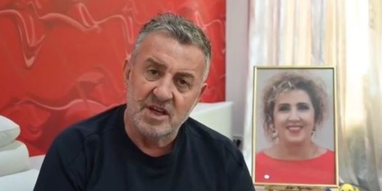 Agron Llakaj dedikim prekës në 6-mujorin e ndarjes nga jeta të bashkëshortes: “Na thau shpirtin…”