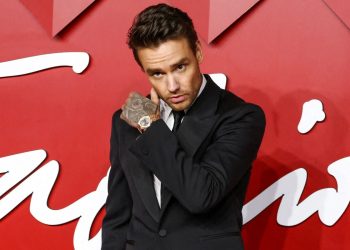 Pamje shokuese/ Liam Payne u tërhoq zvarrë në hollin e hotelit, pak para se të humbte jetë duke rënë nga ballkoni