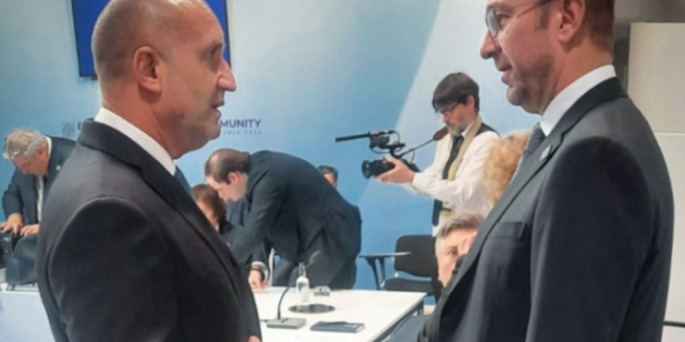 Nuk ka takim të dakorduar Mickoski-Radev në Budapest