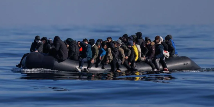 Kontrabanda e emigrantëve me varka, Britania marrëveshje të reja me disa shtete të Ballkanit