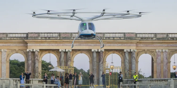 Ëndrrat për taksitë fluturuese të Evropës lëkunden ndërsa paratë po mbarojnë!