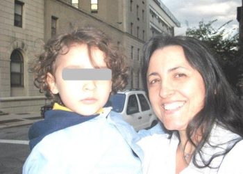 Parashqevi Simaku flet me djalin dhe ish-bashkëshortin