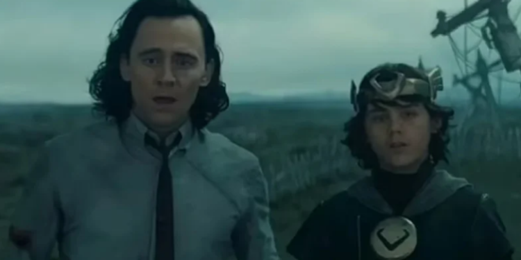 Një aktor i ri britanik zbuloi se ishte i pastrehë dhe kërkoi ndihmë në TikTok, edhe pse ai ka luajtur në një film të Marvel