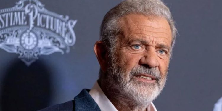 Zjarret i dogjën shtëpinë/ Mel Gibson ‘shpërthen’ kundër Guvernatorit të Kalifornisë: Ai shpenzoi paratë e taksave për xhelin e flokëve