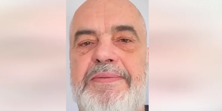 “Shqipëria për të huajt dhe pak për shqiptarët”, Rama i përgjigjet komentuesit: Dielli nuk mbulohet me shoshë! Në 2024 ka pasur rreth 980 mijë pushues vendas