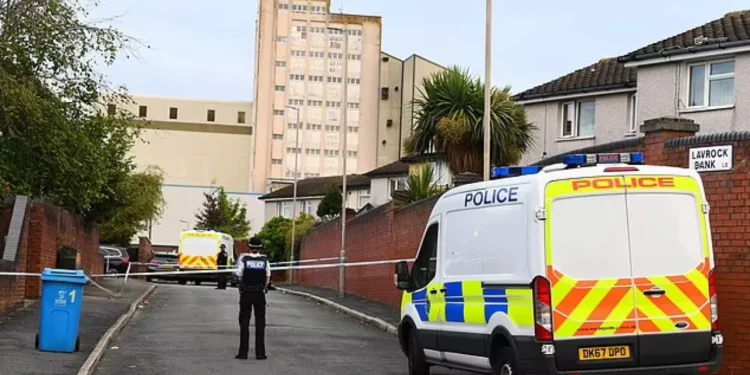 “Shqiptaret të shtrirë në të gjithë Anglinë, por vetëm në një qytet nuk futen dot”/ Ekspertët britanikë: Pse s’deportojnë dot në Liverpool, ku vendasit…