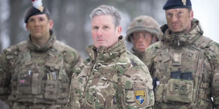 Britania e Madhe bëhet gati për luftë? Starmer: Shpenzimet e mbrojtjes do të rriten 2.5% deri në vitin 2027
