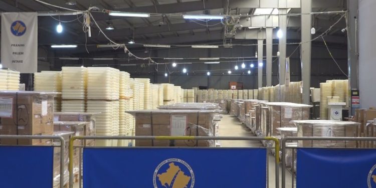 I mori personalisht votat me makinë, në hetim ambasadori në Kroaci