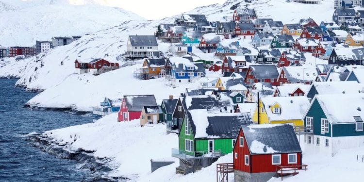 Groenlanda shqyrton marrëveshjen politike mes SHBA dhe tre shteteve ishujt të Paqësorit