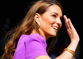 Cila është arsyeja? Pallati Mbretëror ndërpret ndarjen e detajeve mbi veshjet e princeshës Middleton