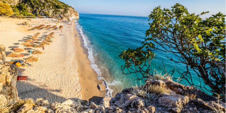 Media gjermane: Shqipëria e para në Europë me rritjen më të shpejtë të turizmit për vitin 2024