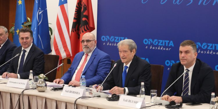 Berisha prezanton udhëheqësin e fushatës së Trump: Chris LaCivita do drejtojë fushatën e PD-së për 11 majin