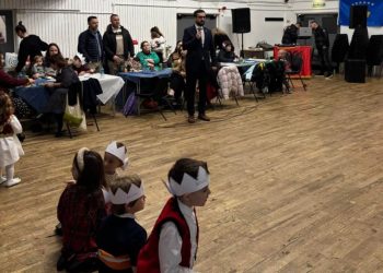 Shkolla shqipe në Bristol të Britanisë feston 17-vjetorin e pavarësisë së Kosovës