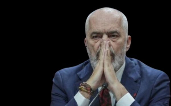 Braktisja e Shqipërisë! 44 mijë shqiptarë morën shtetësi në BE më 2023, të tretët në Europë