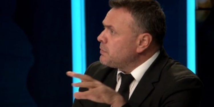 Dy deputetë të Kuvendit të Shqipërisë dhe dy biznesmenë dyshohet se kanë urdhëruar një vrasje