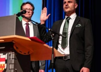 Betohet Arianit Besiri, kryetari i parë shqiptar i një bashkie në Gjermani