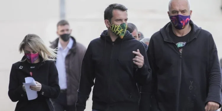 Bashkia e Tiranës prej 24 orësh në kolaps, Veliaj nuk pranon rikthimin e Anuela Ristanit në detyrë, refuzon të firmosë nga burgu