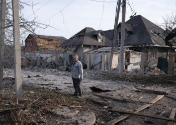 Starmer: Putini nuk mund të lejohet të luajë lojëra mbi armëpushimin e Ukrainës