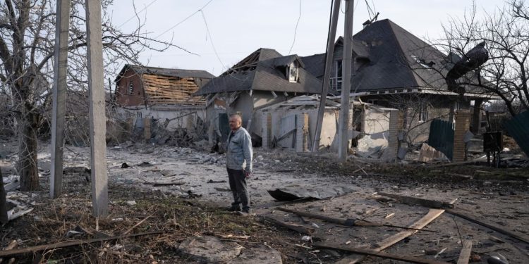 Starmer: Putini nuk mund të lejohet të luajë lojëra mbi armëpushimin e Ukrainës