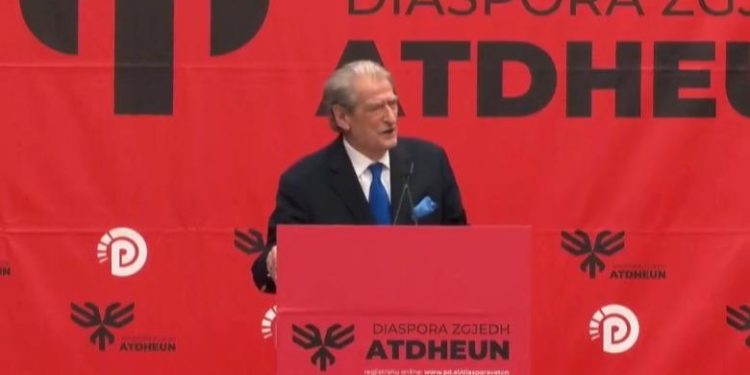 Berisha kërcënon nga Milano: Audit për 57 mld euro, do u kthehen shqiptarëve! Ballkani i Hapur në kosh, Soros do shpallet ‘non grata’