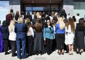 Osmani viziton gratë e AKI-së: Vendimet strategjike shpesh varen nga puna e padukshme