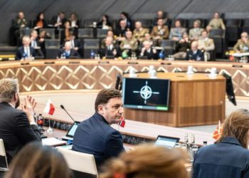 Osmani: VLEN po e çon vendin në një drejtim të rrezikshëm, duke e afruar me interesa kinezo-ruse