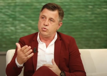 Djali i tij zgjodhi Irlandën dhe jo Shqipërinë, reagon Rudi Vata: Shqipëria e ftoi për të larë gojën