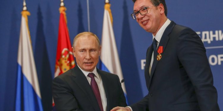 Ushtarakë serbë do të marrin pjesë në paradën e Moskës, Vulin: Kemi luftuar bashkë, krenar të jemi krah Putinit