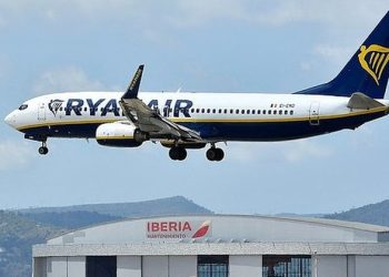 Pak metra nga tragjedia, gabimi i një fillestari mund të kishte përplasur avionin në Angli