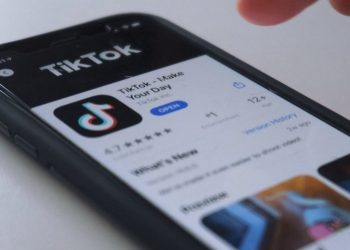 Qeveria mbyll TikTok, Berisha thërret protestë kombëtare në 15 mars