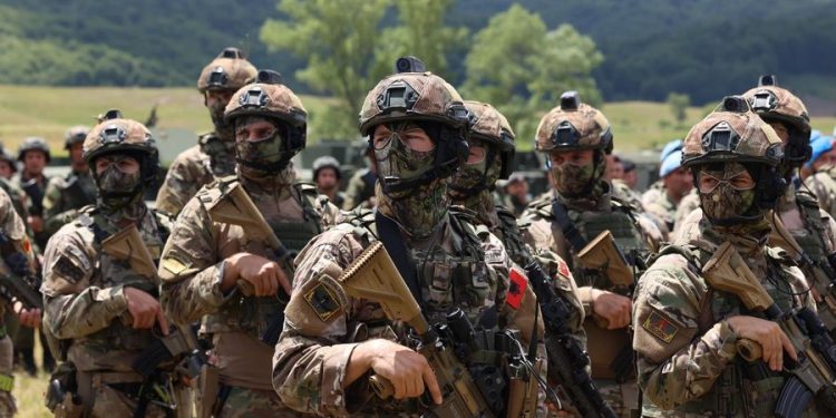 Plani i mbrojtjes së BE, Shqipëria mund të përfitojë nga fondi miliarda eurosh për blerje armësh
