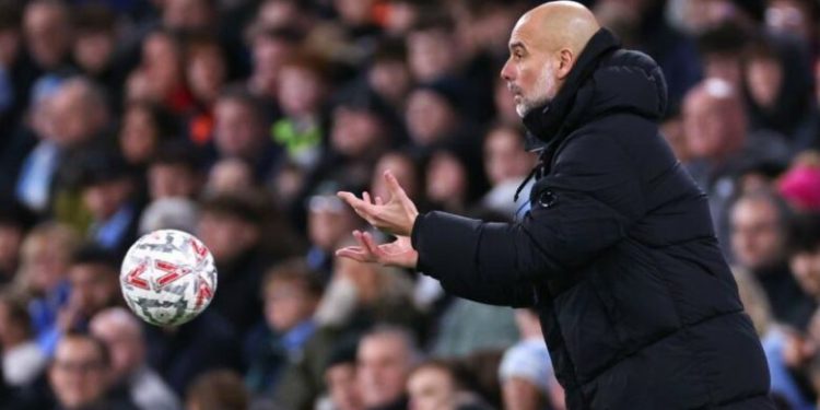 Pep Guardiola i bashkohet ankesës së çuditshme të Artetas: Topi nuk është i mirë