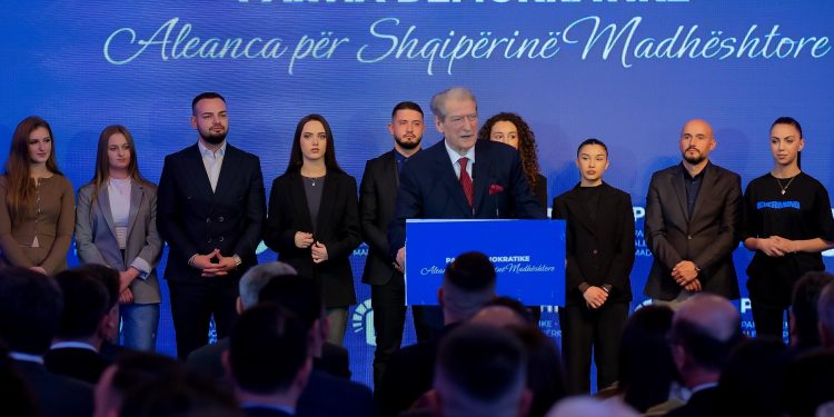 “Aleanca për Shqipërinë Madhështore”, Berisha: Jemi elita, nisim garën me epërsi morale! 2025 viti i Diasporës
