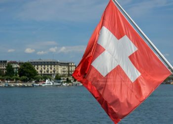 Dënohet kosovarja në Zvicër, ia kishte vjedhur 30.000 franga të moshuarës për të cilën kujdesej