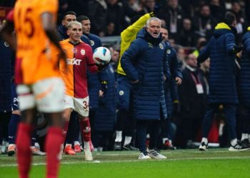 Mourinho për akuzat për racizëm: Të gjithë i dinë cilësitë e mia të këqija, por kjo nuk është njëra prej tyre