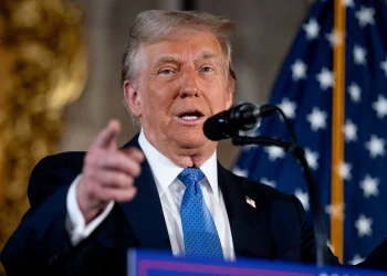 Trump Thote: – Zelensky “nuk do të ketë zgjidhje tjetër veçse të pranojë”