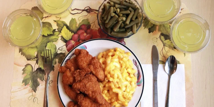 Ushqimet e shumëpërpunuara mund të lidhen me vdekjet e hershme