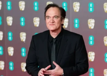 “Nuk do të marrësh asgjë”: Aktori i famshëm zbulon pse nuk i jep nënës asnjë qindarkë nga pasuria