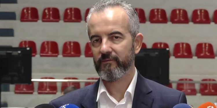 Vulosen fletët e votimit për diasporën, Celibashi sqaron të gjithë hapat që do ndiqen