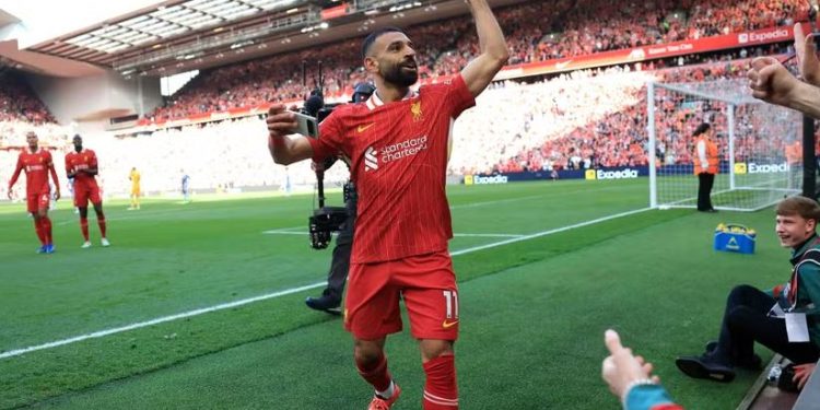 Arritje historike, Liverpooli fiton titullin me “manita” dhe barazohet me Manchester United